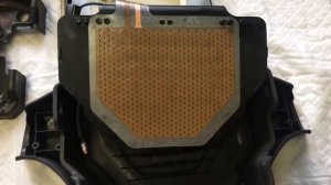 MITSUBISHI PAJERO SPORT.  РЕМОНТ КНОПКИ ЗВУКОВОГО СИГНАЛА