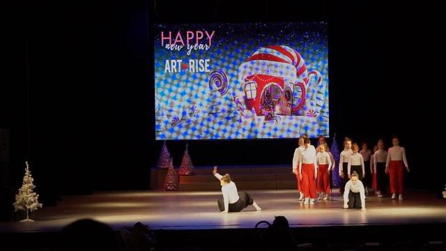 Хореографический коллектив "Кавардак" (10-12 лет), рук. Парфенова Ксения смотреть онлайн