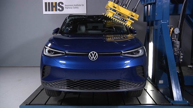 2021 Volkswagen ID.4 roof strength test смотреть онлайн