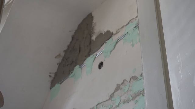 Unebene Wand verputzen mit Schnellputzleisten смотреть онлайн