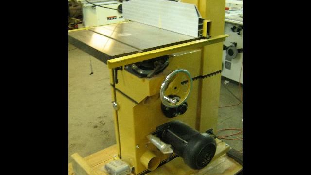 Ленточно-пильный станок POWERMATIC 1800 смотреть онлайн