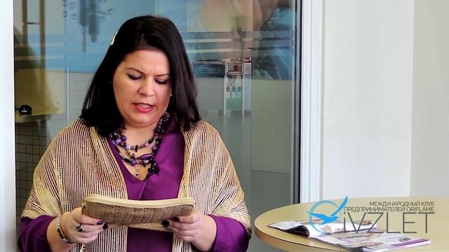 «Голди» заколка, шарф и сумочка-клатч | обзор смотреть онлайн