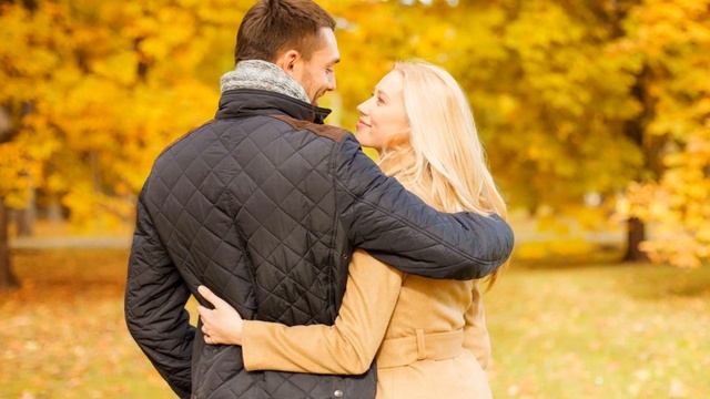 КАПЕЛЬКИ СВЕТА - автор слов музыки исполняет песню -Максим Кравецкий смотреть онлайн