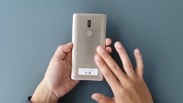 XIAOMI Mi 5s Plus: Günstige Google Pixel XL Alternative im Unboxing-Video смотреть онлайн