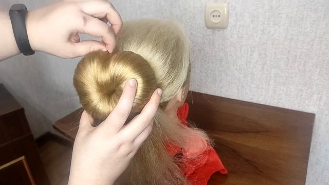 Это ЛЕГКО! Быстра прическа к 14 февраля •ВИДЕО 117• смотреть онлайн