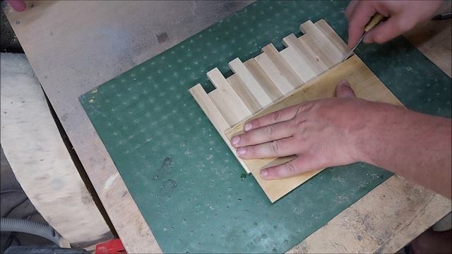 Simple housekeeper made of wood | Простая ключница из дерева смотреть онлайн