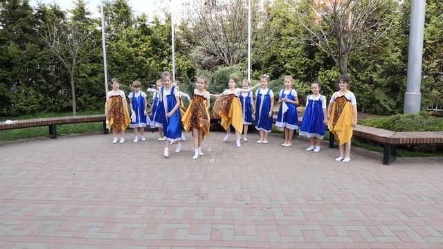 Хореографические постановки 2020/2021 - Ансамбль 2а, 2б, 2в «Барыня Сударыня» - Гимназия Эрудит смотреть онлайн