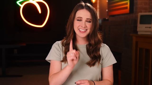 iPhone 14 & 14 Pro Unboxing - 48MP Camera is actually impressive смотреть онлайн