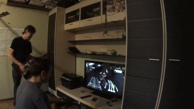 Играем в DJ HERO 2 и GUITAR HERO 5!) СКК "Вместе" смотреть онлайн