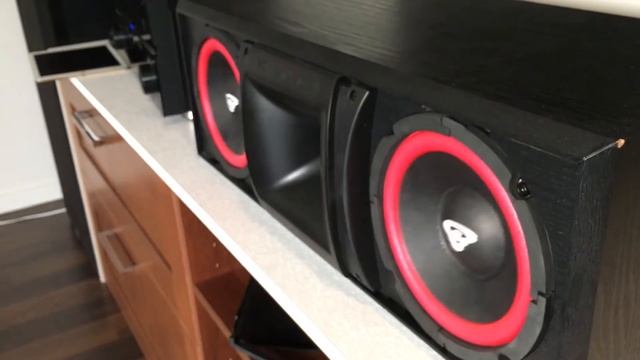 Cerwin Vega смотреть онлайн