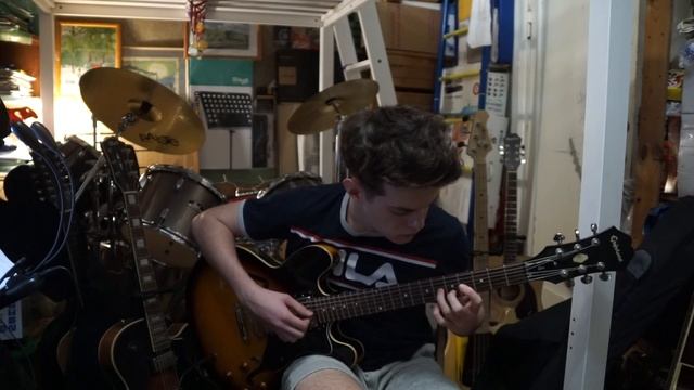 Moon River (H.Mancini) Jazz Guitar by M. Lazarev / Михаил Лазарев, переложение Игорь Золотухин, 049 смотреть онлайн