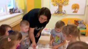 Занятие во второй младшей группе в детском саду.