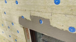 Подготовка поверхности минеральной ваты к устройству Базового Армирующего Слоя, грунтовка минваты