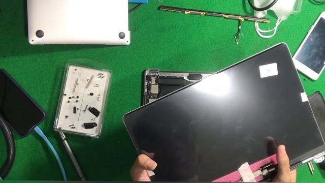 MACBOOK PRO A1706, A1708 (TOUCHBAR) || REPLACEMENT LCD NEW смотреть онлайн