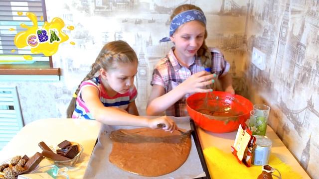 ВЕСЕЛАЯ кухня ЕВА. Готовим ОЧЕНЬ ВКУСНОЕ ПИРОЖНОЕ "Картошка" из шоколадного БИСКВИТА смотреть онлайн
