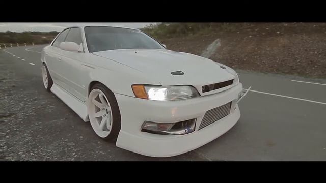 Марк 2 JZX-90 Tourer V Полный тюнинт красивый Марк 2 дрифт смотреть онлайн