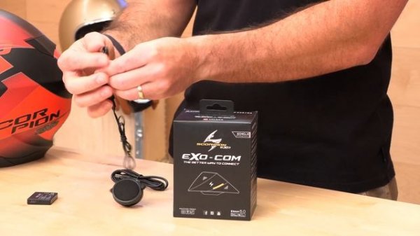 Scorpion Exo-Com Bluetooth Communication System Review at SpeedAddicts.com