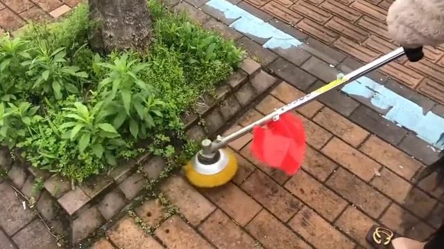 Щетка нейлоновая для мотокосы смотреть онлайн