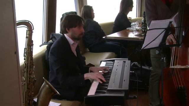 The Prisoner of Love смотреть онлайн