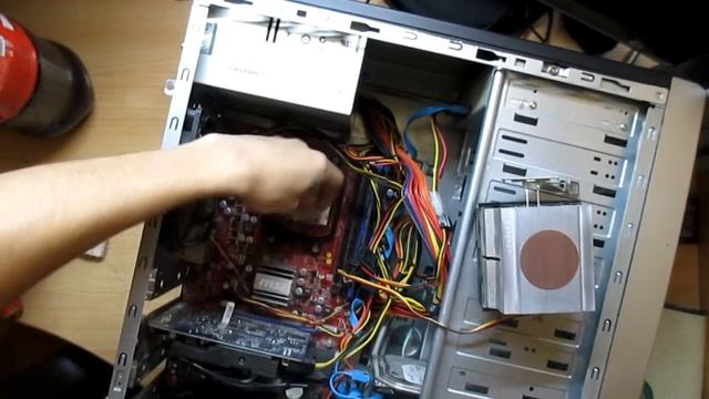 Замена термопасты смотреть онлайн