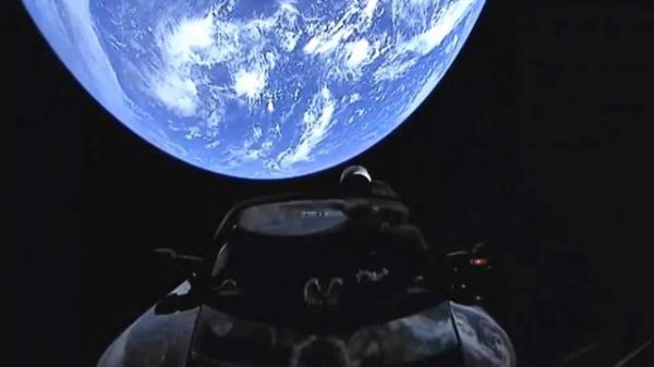 Автомобиль Tesla в Космосе - Tesla Roadster in Space