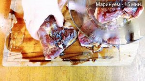 Просто и вкусно. Запеченные утиные ножки в рукаве с необычным соусом.