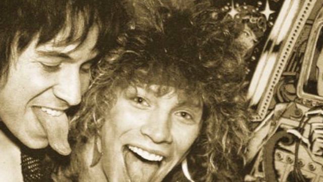 Paul Stanley on Jon Bon Jovi смотреть онлайн