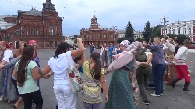 "Хоровод мира" во Владимире.15 августа 2018г. (1 часть). смотреть онлайн