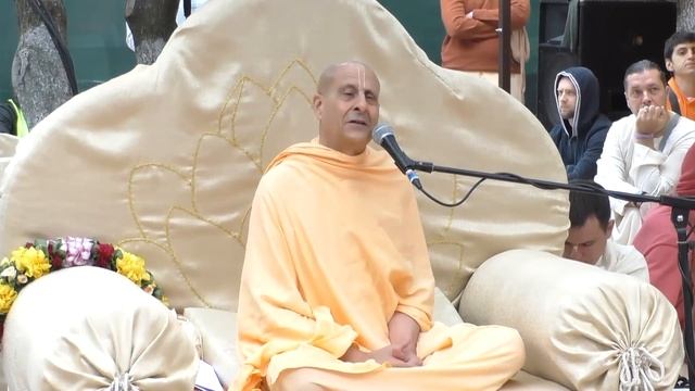 (live) 2019 08 15 ягья + лекция перед инициацией ЕС Радханатх Свами смотреть онлайн