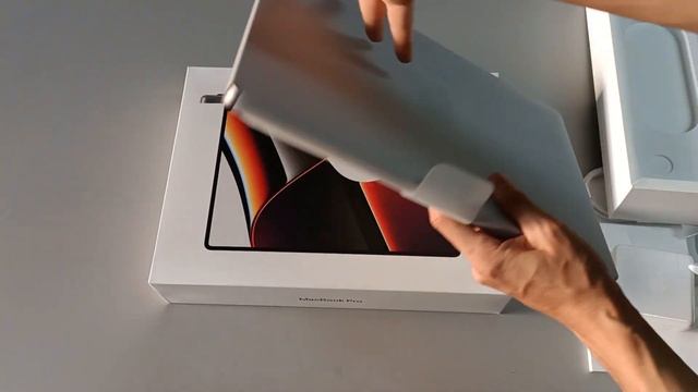 Apple Macbook Pro 14-inch M1 Max – Unboxing the best notebook from Apple (M1 Vs. M2 Pro Max Ultra) смотреть онлайн