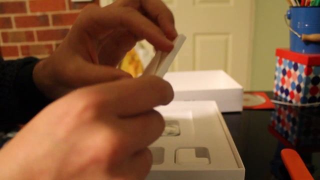 iPad 3rd Generation WiFi 16GB Unboxing смотреть онлайн