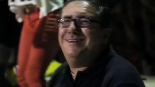 Lionel Messi VERKLEIDET sich als ALTER OPA! смотреть онлайн