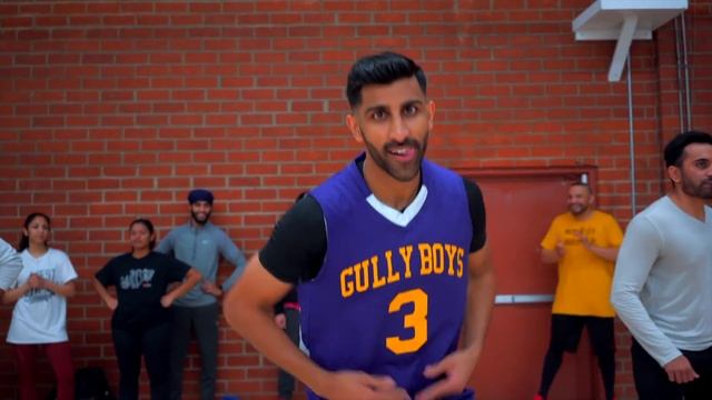 SAUDA KHARA KHARA | BHANGRA DANCE | Shivani Bhagwan and Chaya Kumar | Diljit Dosanjh | Good Newwz смотреть онлайн