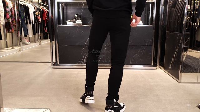 Новая коллекция Philipp Plein AW 20/21 // Мужской образ casual // Фирменный бутик в Лакшери Store смотреть онлайн