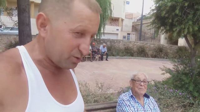 🇪🇦 Дед - 101 год в обед! Дедуля в сто один год читает,ходит спортивной ходьбой ! смотреть онлайн