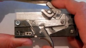 Спусковое устройство (замок) арбалета своими руками / homemade crossbow trigger