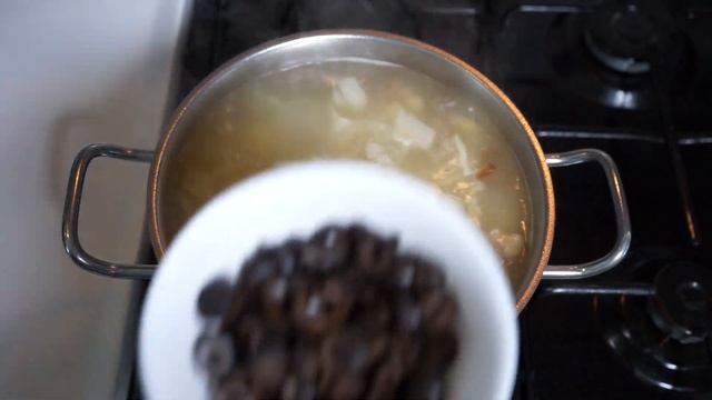 Суп из свинных ушек/ Смелое решение-неповторимый вкус ? смотреть онлайн