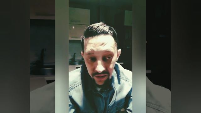 Почему возникают зажимы в шее, ком в горле? Психотерапевт Тимофей Аксаев смотреть онлайн