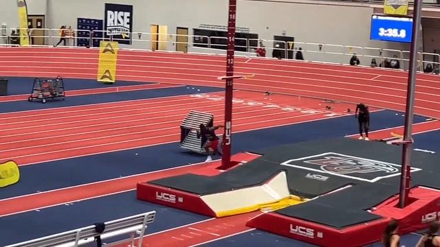 49’7.75” (15.13M) Triple Jump смотреть онлайн