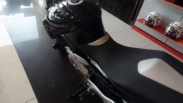 Suzuki Gladius 650 смотреть онлайн
