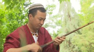 Красивая игра на дутаре. Овез Оразмухаммедов. Народная мелодия6: "Mukamlar basy"