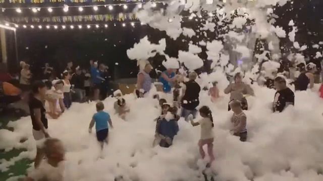 Море пены(Sea of foam) смотреть онлайн