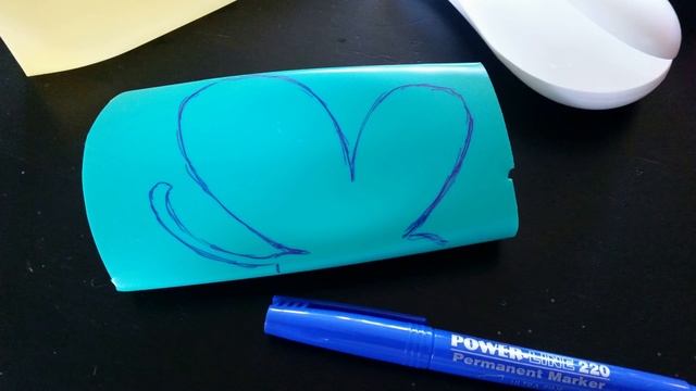 Бабочки из бутылок от шампуня (мастер класс) смотреть онлайн