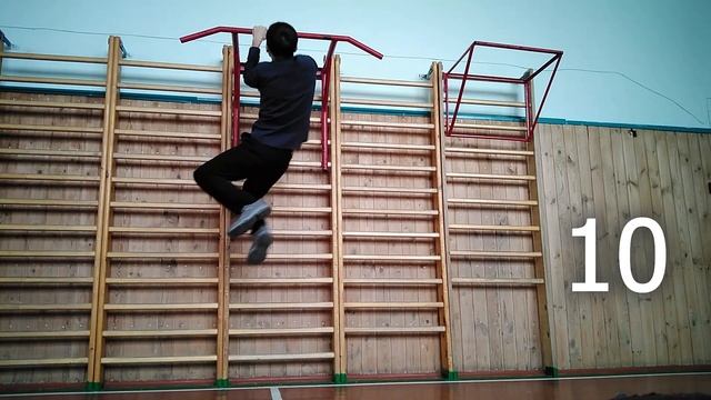 24 подтягиваний на одной руке в 16 лет! смотреть онлайн