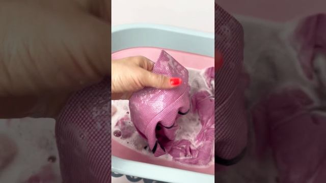 Как отстирать пятна пота с подушек, подмышек. Результат ? #лайфхак #лайфхаки #hack смотреть онлайн