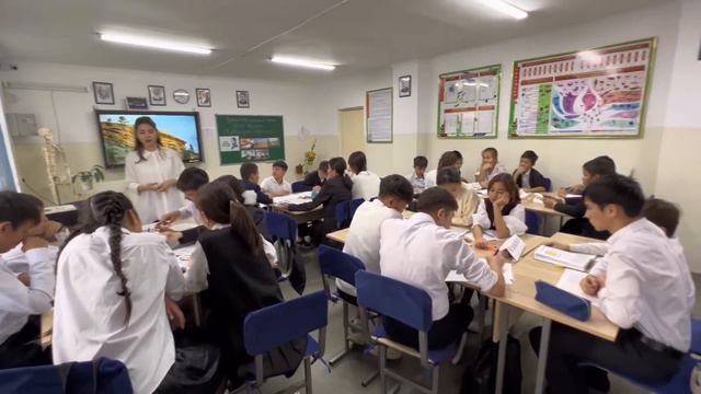 Мұрат Мөңкеұлы "Сарыарқа" өлеңі. Қазақ әдебиеті. Ашық сабақ 8 сынып смотреть онлайн