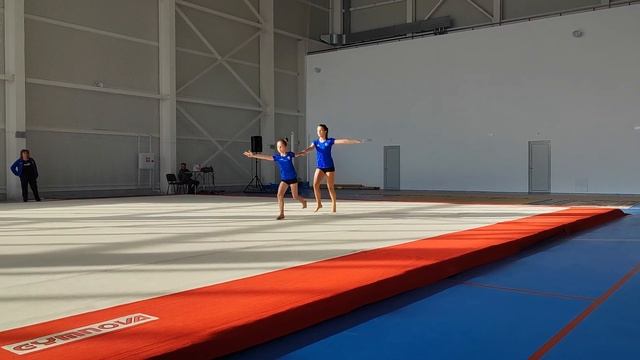 ДИШ "Акробатика" - Варна - тренировка смотреть онлайн