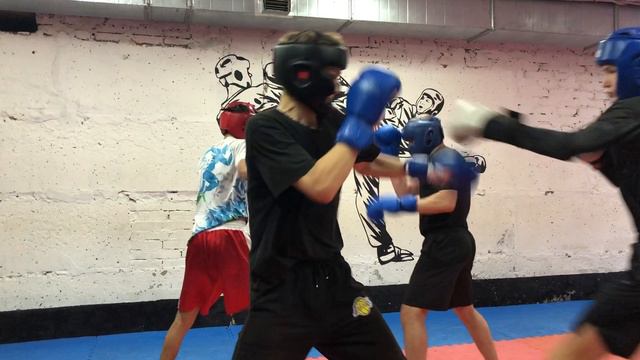 Кикбоксинг тренировки спарринг смотреть онлайн