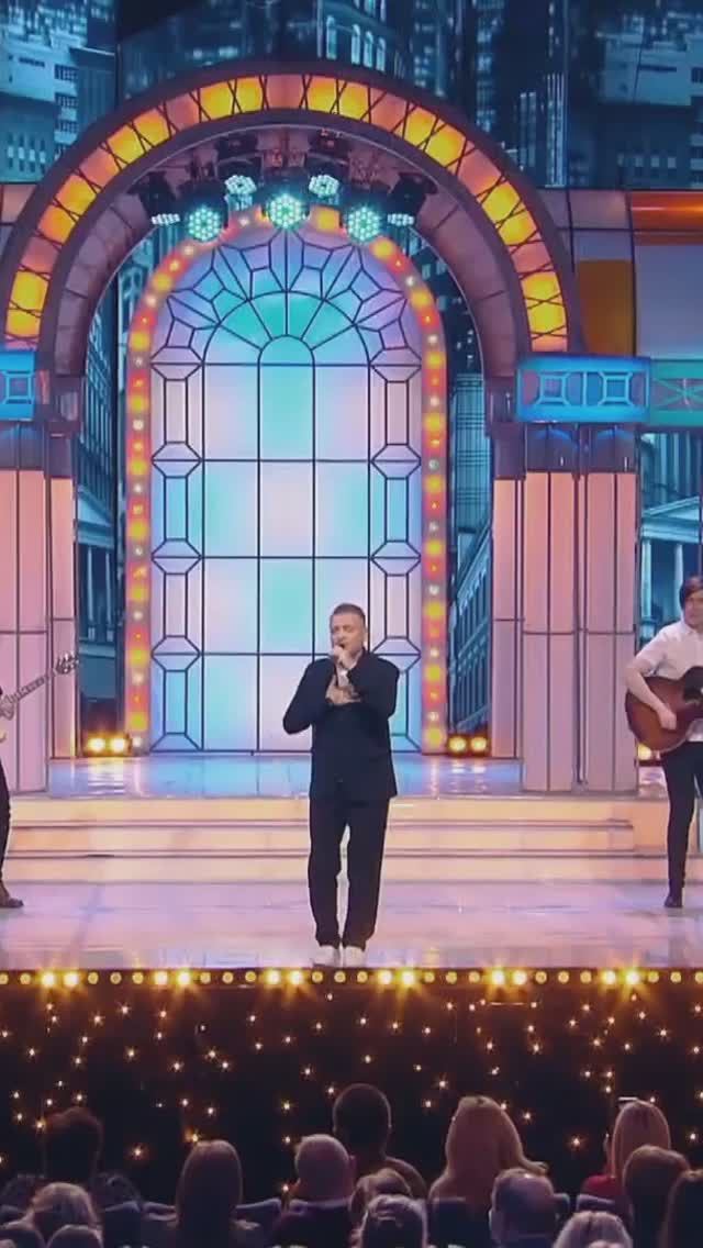 Песня о любви к этому Миру! Всё люблю! Александр Добронравов #shorts #добронравов #всёлюблю #юмор смотреть онлайн