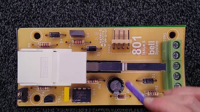 Inside a door entry phone смотреть онлайн